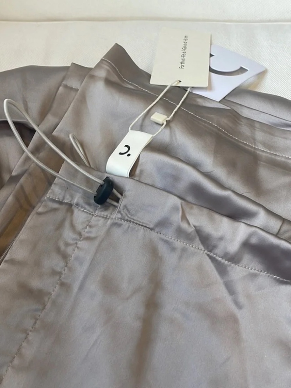 NWT Commense Oversized Satin Wide Leg Pants - Picture 5 of 7